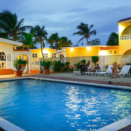 Coconut Inn Palm Beach Eksteriør billede