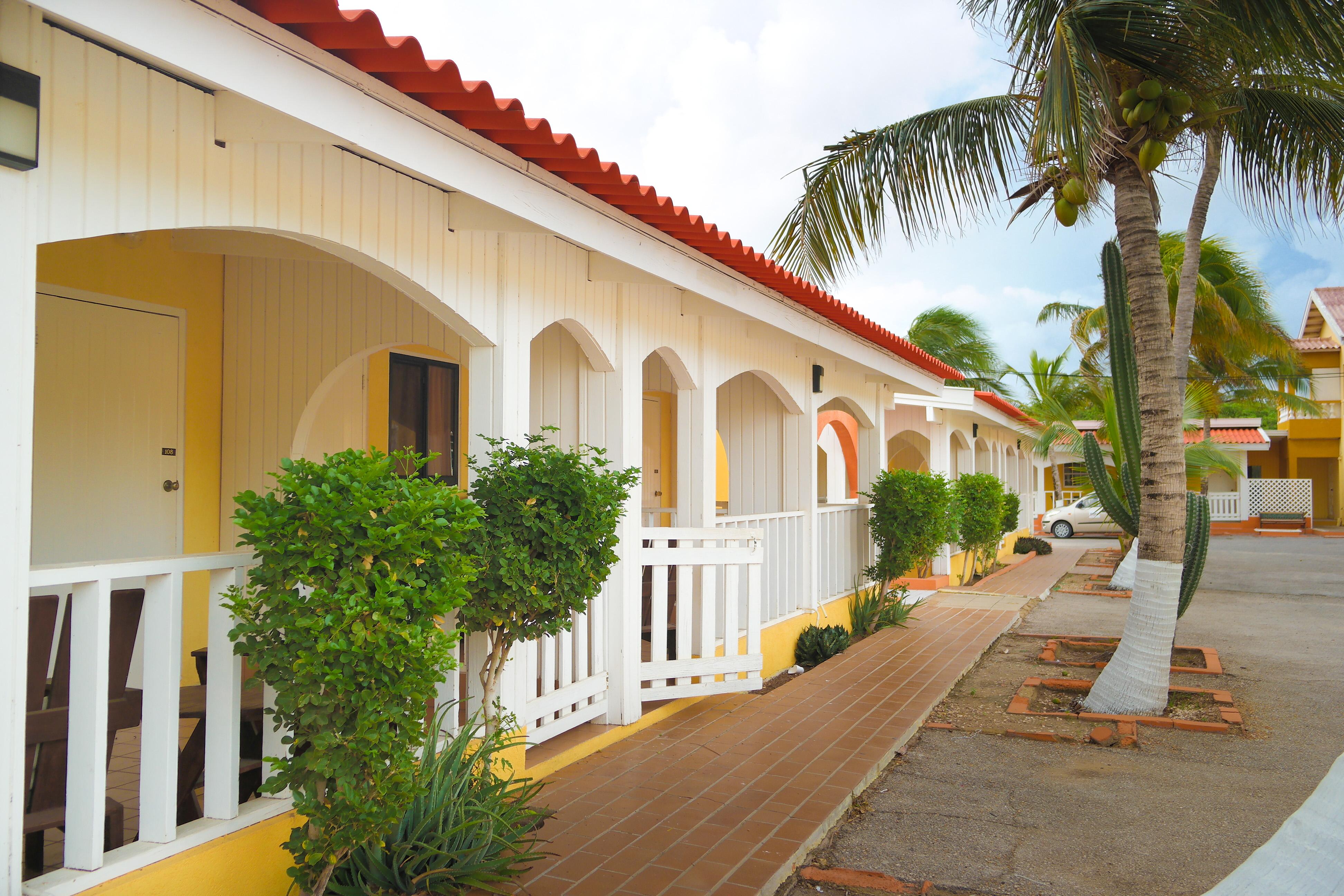 Coconut Inn Palm Beach Eksteriør billede