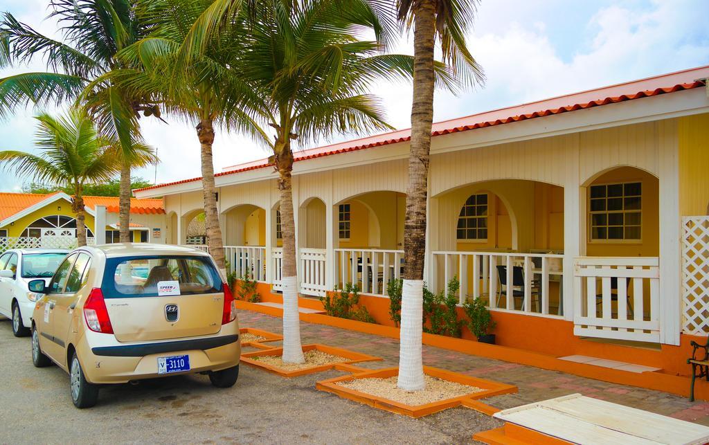 Coconut Inn Palm Beach Eksteriør billede